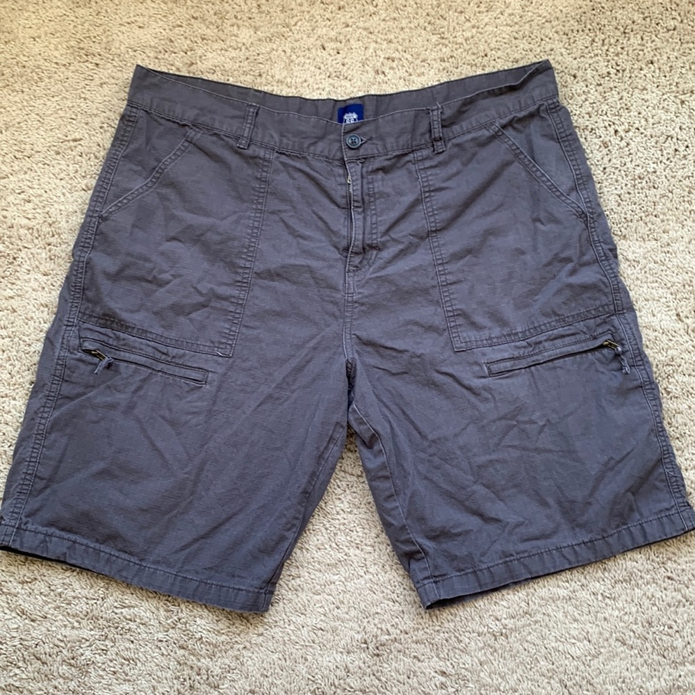 Mens cargo shorts grey